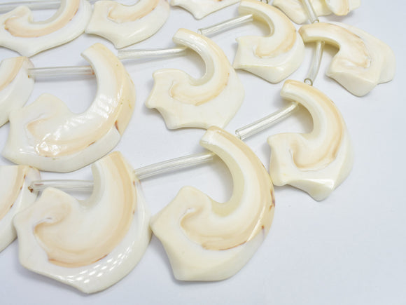 Mother of Pearl Beads, MOP, Creamy White, 17x30mm-28x46mm Free Form,